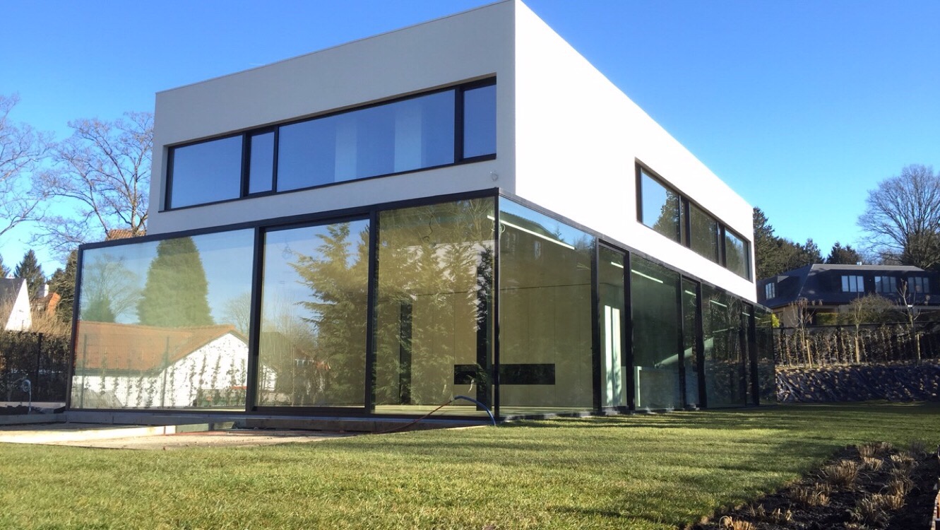 What are the Terms and Conditions of the Best Luxury Holiday Villas to Rent